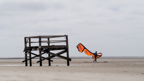 querformat-fotografie - Achim Katzberg - Beachmoments & more ... - [BeachMoments #22 ●  St. Peter-Ording / April 2015]